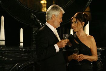 aşk-ı memnu son bölüm kıyafetleri