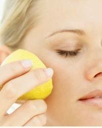 cilt lekelerine limon maskesi